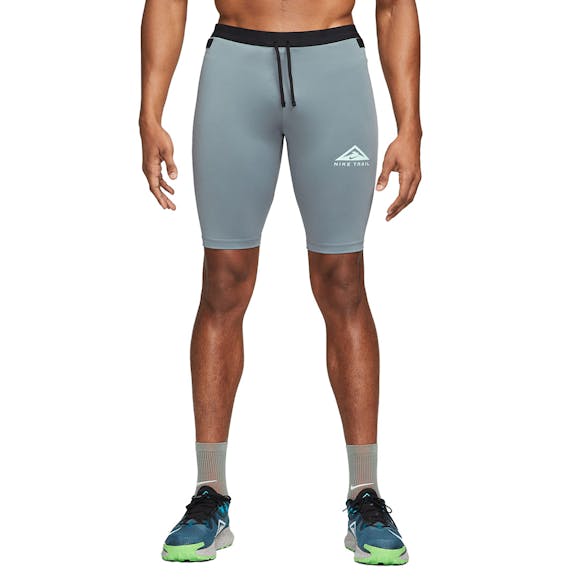 Nike Dri-FIT Trail Half Tight Heren Nike Dri-FIT Trail Half Tight Heren