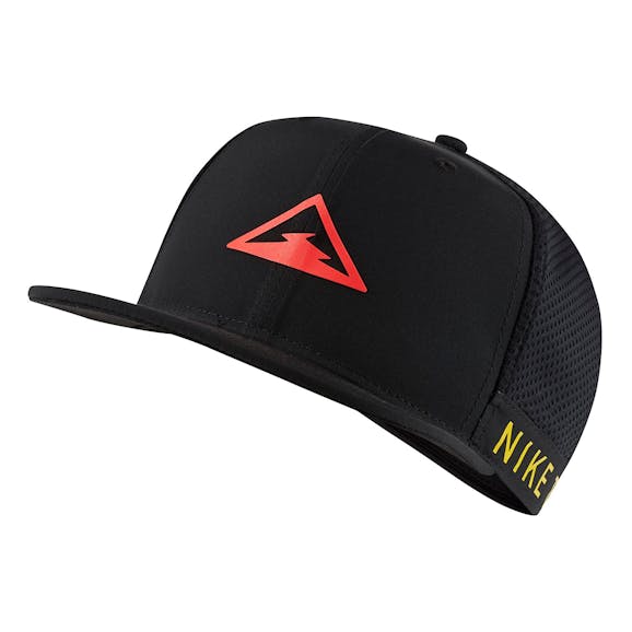 Nike Dri-FIT Pro Trail Cap Nike Dri-FIT Pro Trail Cap